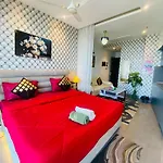Gaylords Skyriver Retreat