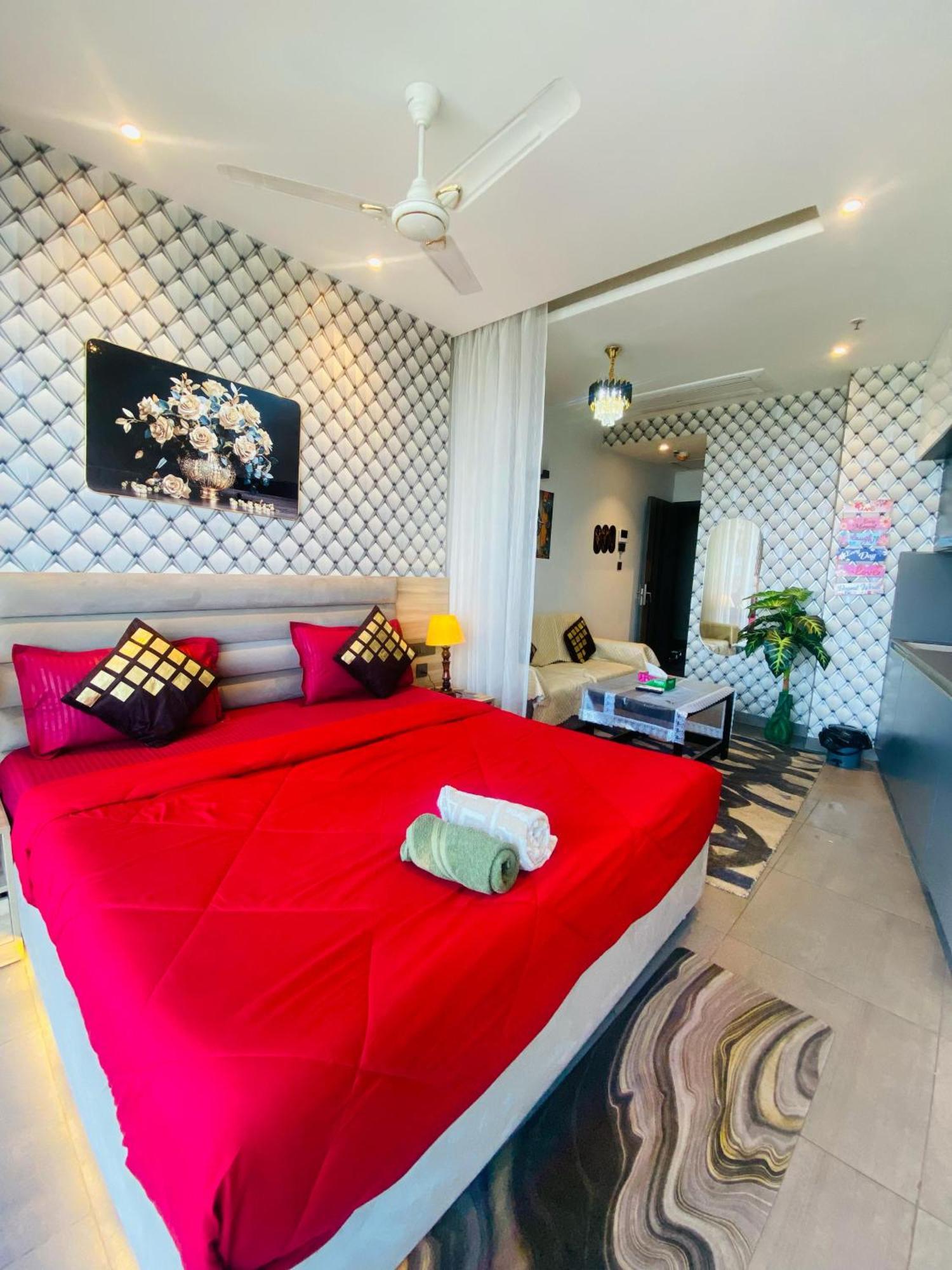 Gaylords Skyriver Retreat New Delhi